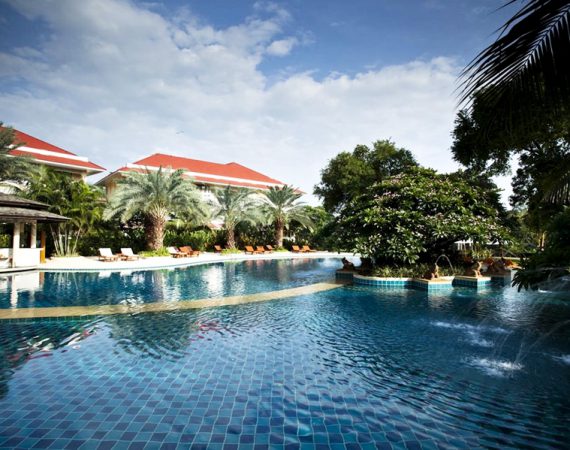 เปิดรีสอร์ทหรูเมืองกาญจน์ของน้องพลับ จุฑาภัทร เหล่าธรรมทัศน์