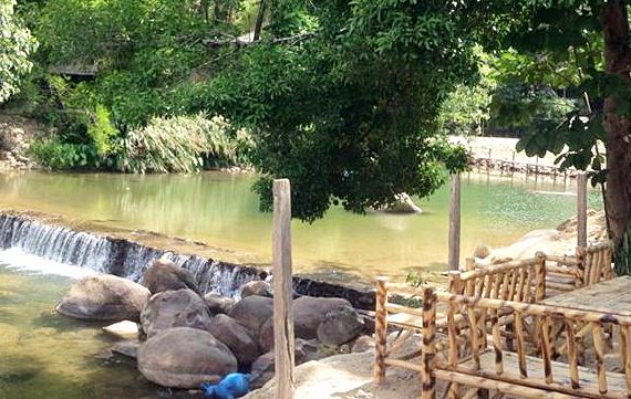 หนีร้อนไปนอนในป่าที่ "บ้านอิงธาร โฮมสเตย์" จ.จันทบุรี