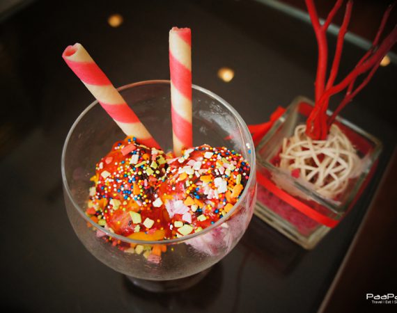 รวม 5 ที่พักบรรยากาศโคตรดีมี “น้ำตก“ ไหลผ่าน