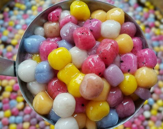 บัวลอยแสงเพชร สาขา 11 ร้านเล็ก แต่คุณภาพไม่เล็ก