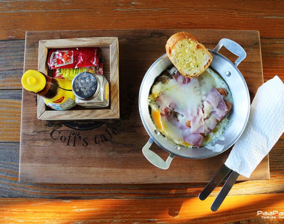 นั่งชิลล์ กับธรรมชาติกลางเมือง พร้อมกลิ่นกาแฟ และของหวาน