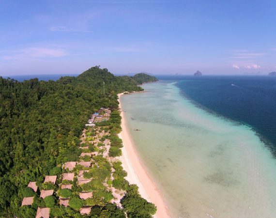 The Sevenseas Resort บนเกาะกระดาน ของแหม่ม คัทลียา