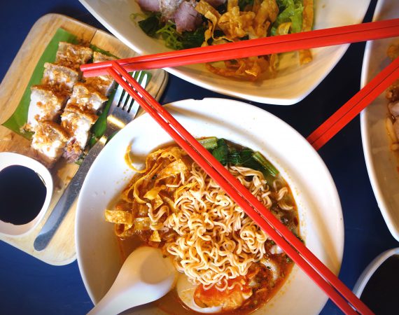 อร่อยเพลินที่ 1000 เส้นอารีย์ กับเมนู "มาม่าเอาแต่ใจ" Mix & Match ได้เอง