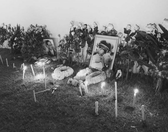 ภาพขบวนเคลื่อนพระบรมศพ พระบาทสมเด็จพระปรมินทรมหาภูมิพลอดุลยเดช