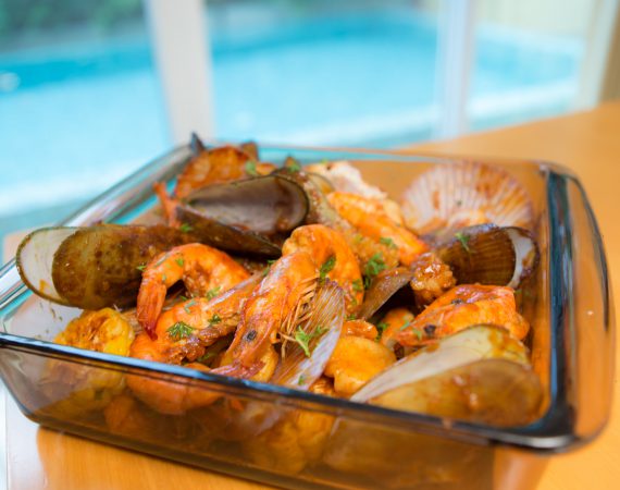 พาไปเข้าครัวทำเมนูง่ายๆ ทานได้เองที่บ้าน ... ทะเลถัง