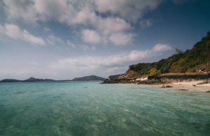 รีวิว One Day Trip "เกาะแสมสาร " จังหวัดชลบุรี ทะเลสวยสุดประทับใจ
