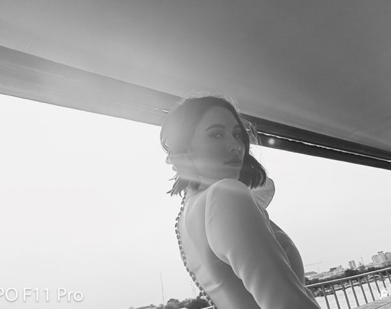 สวยทุกมุมมอง ดีไซน์สุดโดดเด่น OPPO F11 Pro