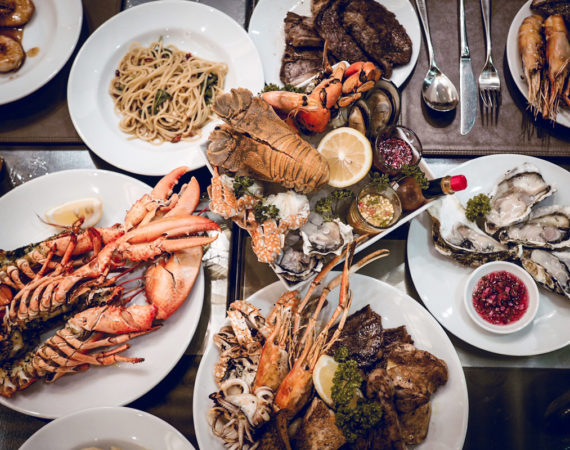 รีวิวบุฟเฟ่ต์ซีฟู้ด ที่ Marriott Executive Apartment