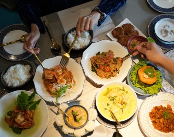 เชฟปังเปิดตัว "คุณเชฟ" ร้านอาหารไทยโมเดิร์น พาย้อนวัย ชิมอดีตในจานร่วมสมัย!