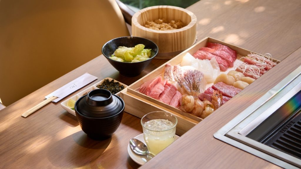 ปฏิวัติวงการปิ้งย่าง! KAYAKI ร้านแรกในไทยที่กล้าย่างปลาเกรดซาซิมิแบบญี่ปุ่นแท้