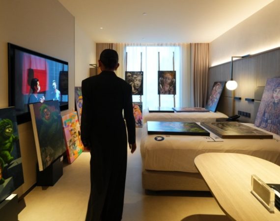 Hotel Art Fair 2026 เปิดตัวธีม REM เปลี่ยน 36 ห้องหรู KROMO Bangkok เป็นพื้นที่ศิลปะ