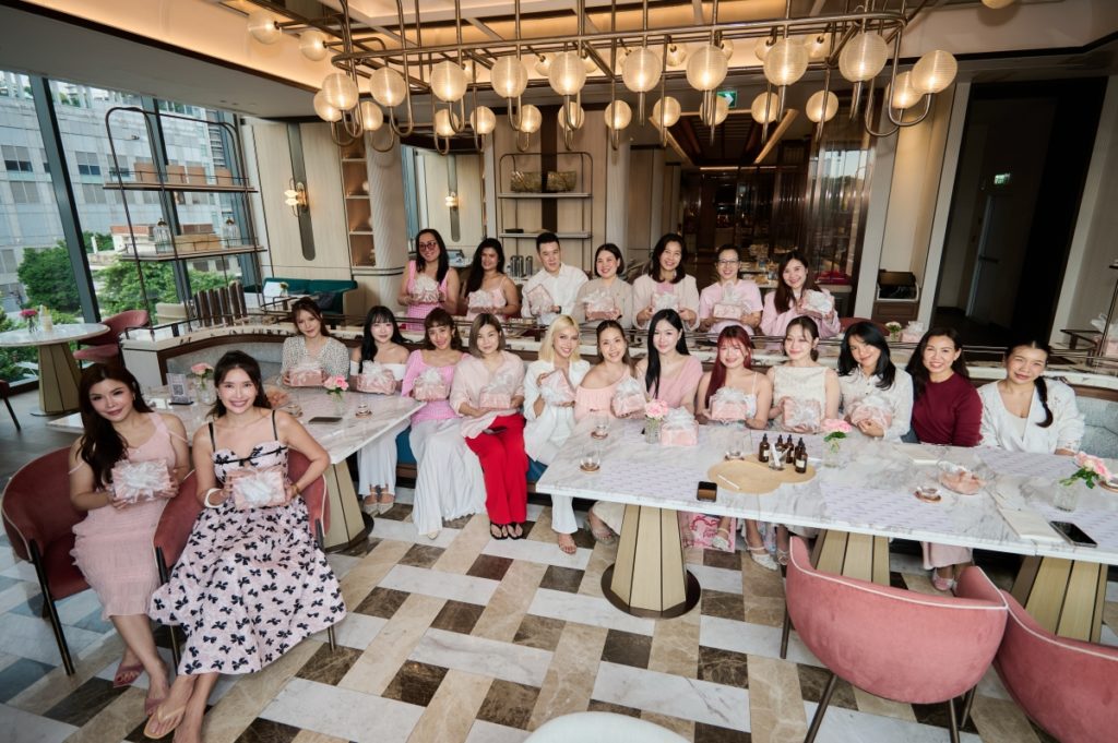 HARNN จับมือ InterContinental Bangkok Sukhumvit ส่ง Rose Ritual Set ดูแลตัวเอง พร้อมหนุนมูลนิธิถันยรักษ์